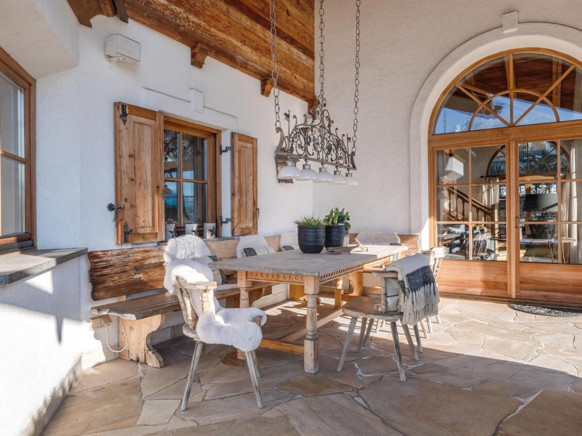 Chalet In St Johann In Tyrol Near Kitzbuehel Apfeldorf Bagian luar foto